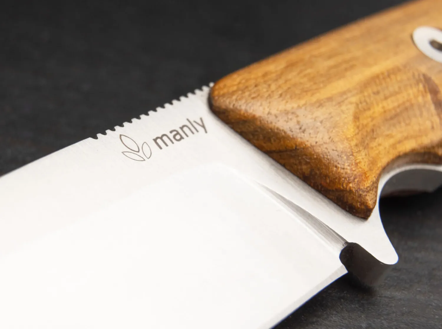 Blaze D2 Walnut>Manly Hot