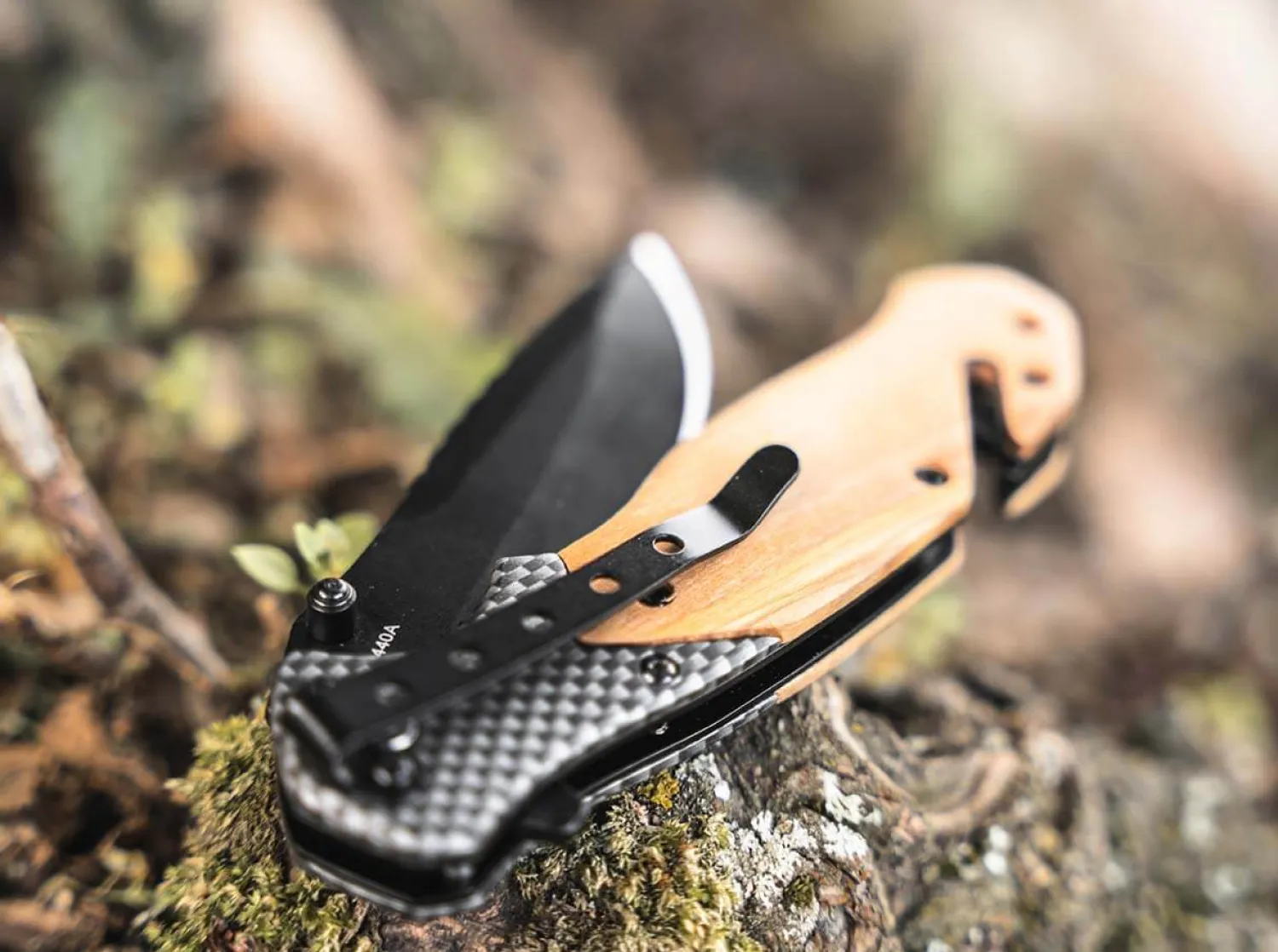 Blomkvist Olive>Magnum Discount