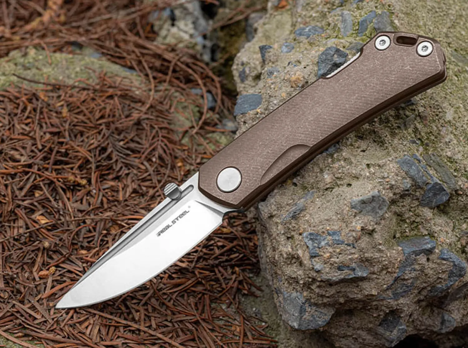 Luna Maius Titanium Tan Bronze>Real Steel New