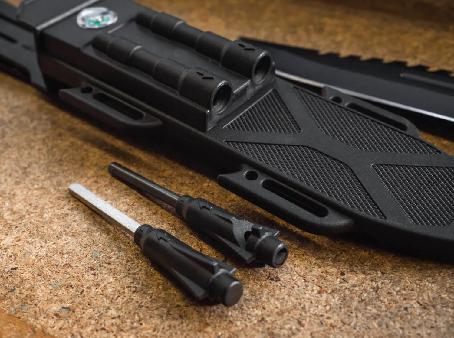 M-Spec Survival Knife>Magnum