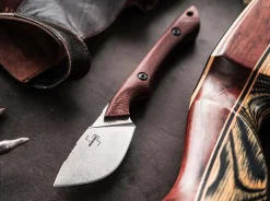 M.U.K.><noscript><img width=