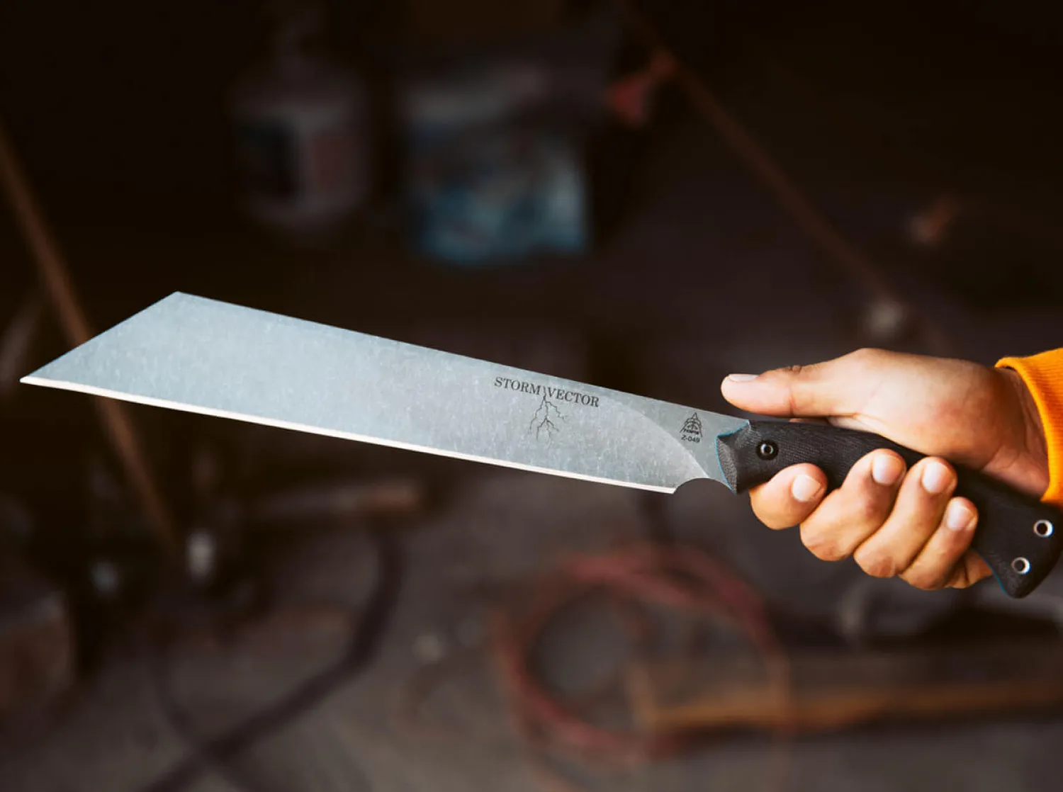 Storm Vector G10 Black>TOPS Knives Clearance