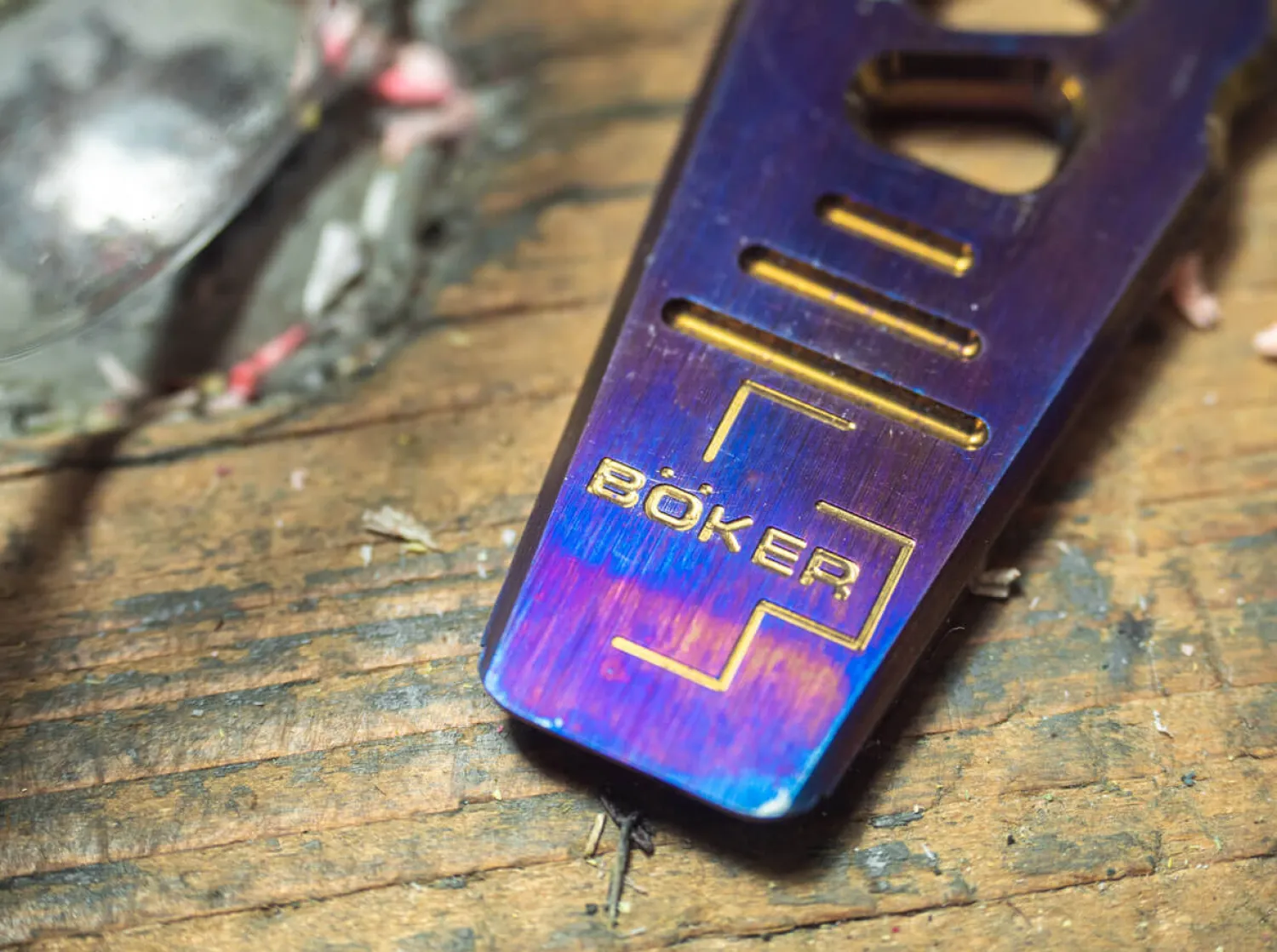 Tango Bar Titanium>Böker Plus Hot