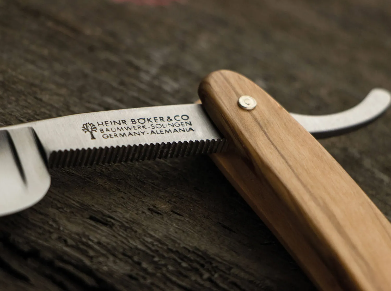 The Celebrated Olive>Böker Manufaktur Solingen Sale